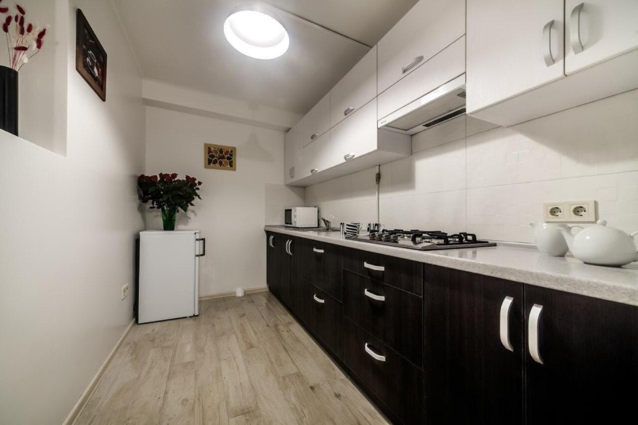 Apartments In Rynok Square Lviv Exterior foto